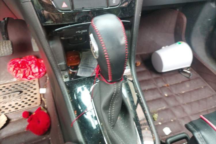 Used Buick Encore 2017 18T Automatic Two-Wheel Drive Urban Leading Model Gear Lever
