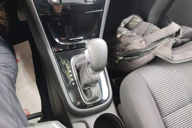 Used Buick Encore 2017 18T Automatic Two-Wheel Drive Urban Leading Model Gear Lever