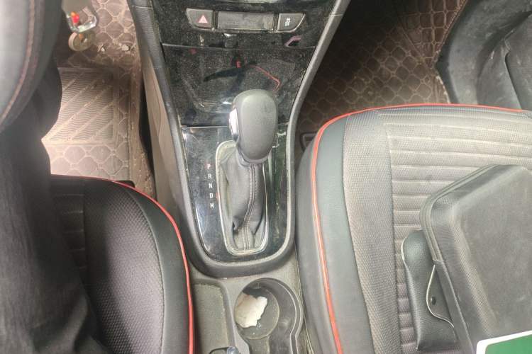 Used Buick Encore 2017 18T Automatic Two-Wheel Drive Urban Leading Model Gear Lever