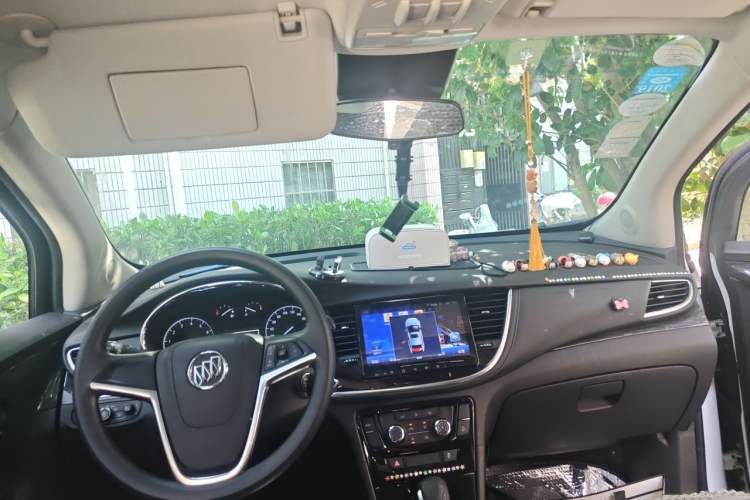 Used Buick Encore 2017 18T Automatic Two-Wheel Drive Urban Leading Model Headliner