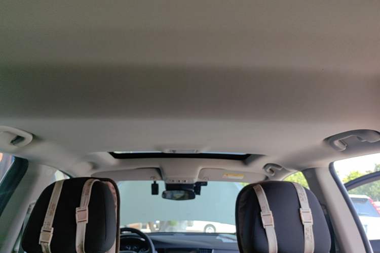 Used Buick Encore 2017 18T Automatic Two-Wheel Drive Urban Leading Model Headliner
