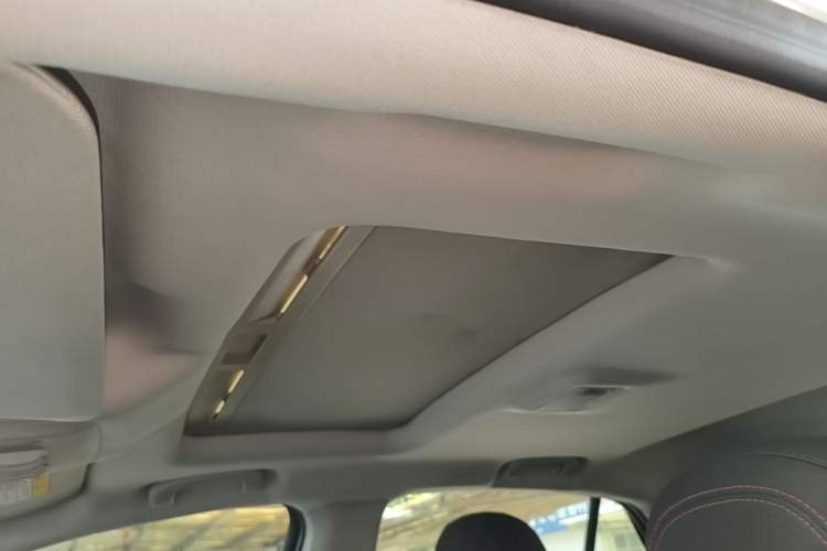 Used Buick Encore 2017 18T Automatic Two-Wheel Drive Urban Leading Model Headliner