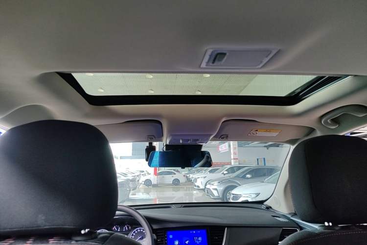 Used Buick Encore 2017 18T Automatic Two-Wheel Drive Urban Leading Model Headliner