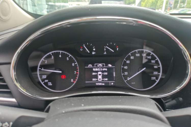Used Buick Encore 2017 18T Automatic Two-Wheel Drive Urban Elite Model Instrument Cluster