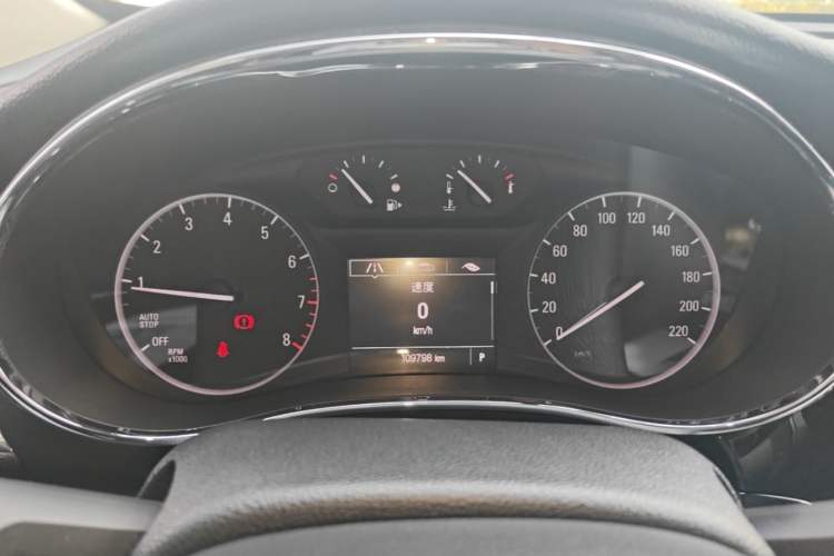 Used Buick Encore 2017 18T Automatic Two-Wheel Drive Urban Leading Model Instrument Cluster