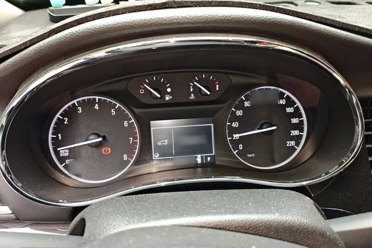 Used Buick Encore 2017 18T Automatic Two-Wheel Drive Urban Leading Model Instrument Cluster