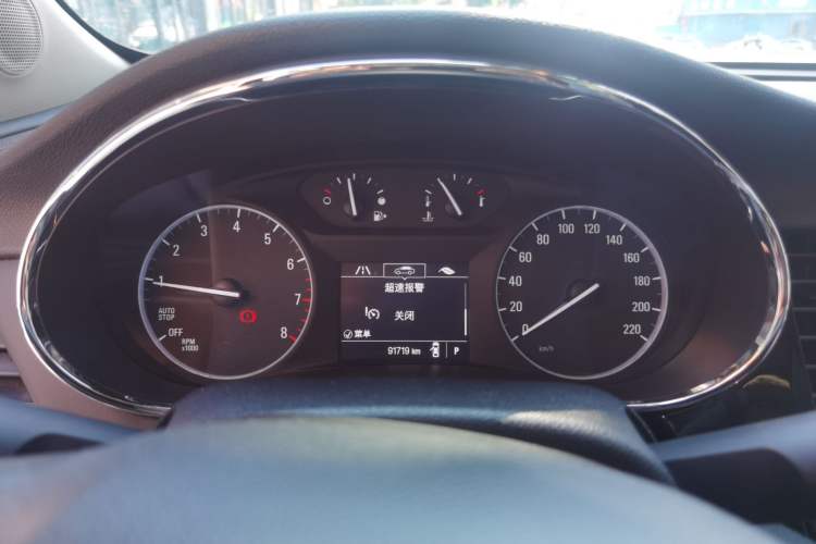 Used Buick Encore 2017 18T Automatic Two-Wheel Drive Urban Leading Model Instrument Cluster