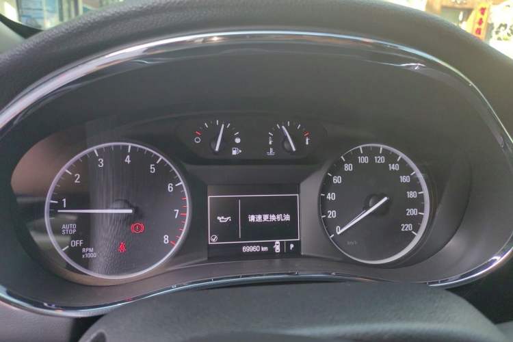 Used Buick Encore 2017 18T Automatic Two-Wheel Drive Urban Leading Model Instrument Cluster