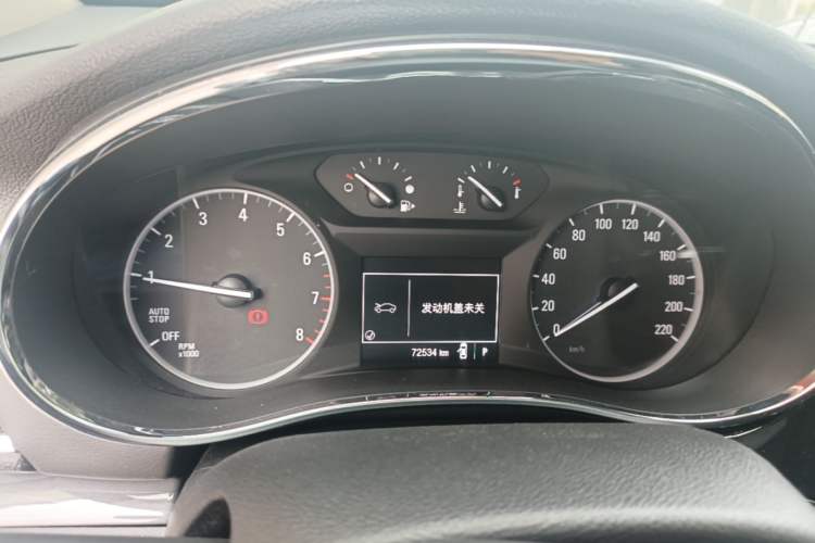 Used Buick Encore 2017 18T Automatic Two-Wheel Drive Urban Fashion Model Instrument Cluster