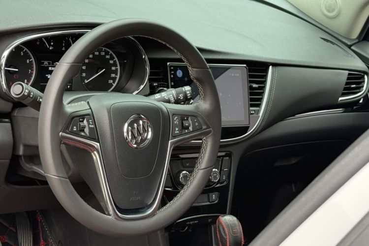 Used Buick Encore 2017 18T Automatic Two-Wheel Drive Urban Elite Model Interior 4