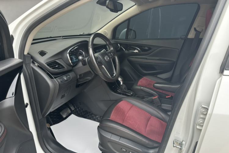 Used Buick Encore 2017 18T Automatic All-Wheel-Drive Flagship Model Interior 7