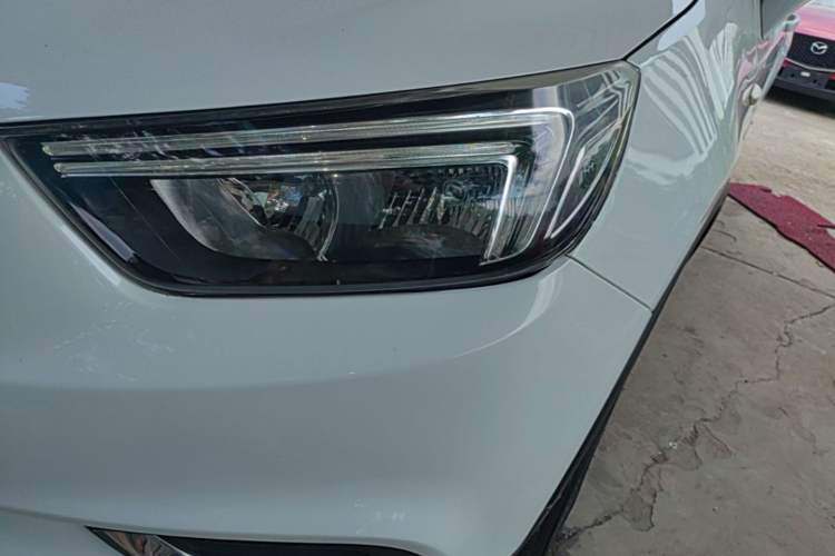 Used Buick Encore 2017 18T Automatic Two-Wheel Drive Urban Leading Model Left Front Headlight