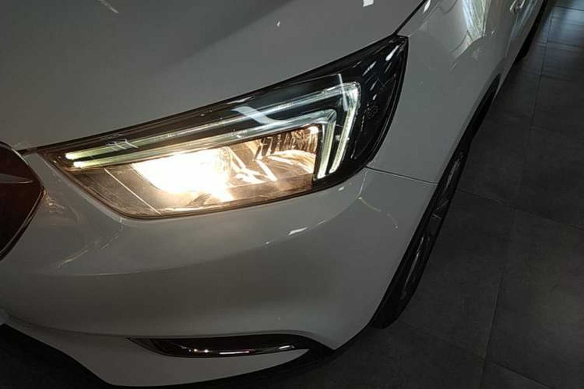 Used Buick Encore 2017 18T Automatic Two-Wheel Drive Urban Leading Model Left Front Headlight