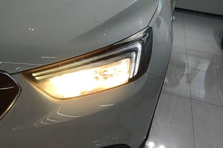 Used Buick Encore 2017 18T Automatic Two-Wheel Drive Urban Leading Model Left Front Headlight