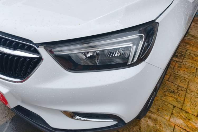 Used Buick Encore 2017 18T Automatic Two-Wheel Drive Urban Fashion Model Left Front Headlight