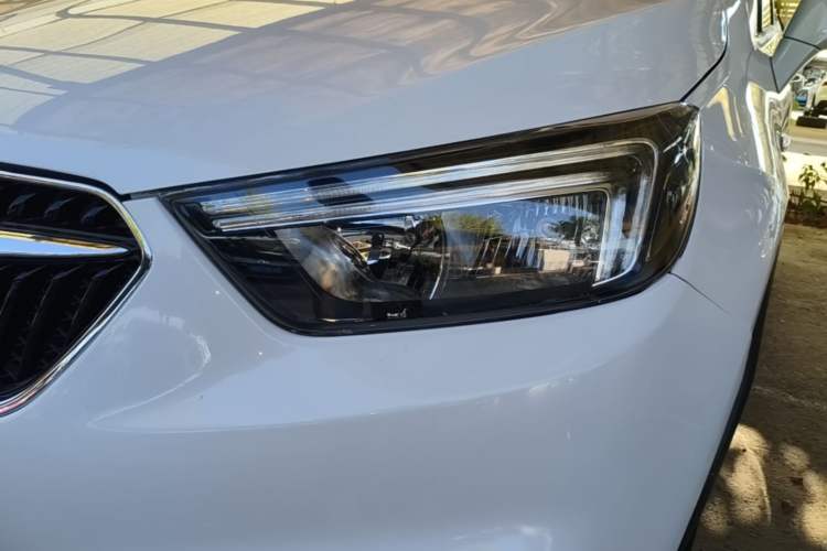 Used Buick Encore 2017 18T Automatic Two-Wheel Drive Urban Leading Model Left Front Headlight