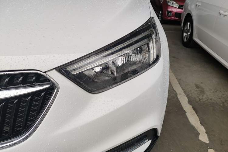 Used Buick Encore 2017 18T Automatic Two-Wheel Drive Urban Leading Model Left Front Headlight