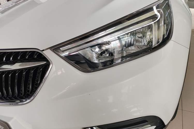 Used Buick Encore 2017 18T Automatic Two-Wheel Drive Urban Leading Model Left Front Headlight