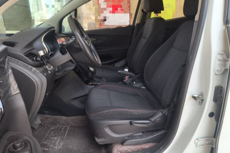 Used Buick Encore 2017 18T Automatic Two-Wheel Drive Urban Fashion Model Left Front Seat