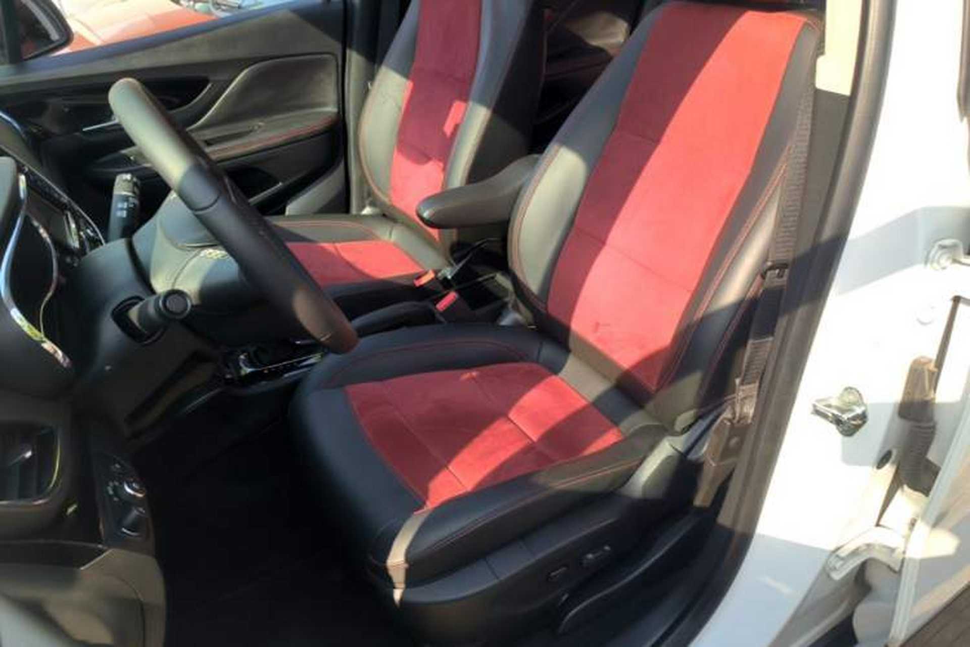 Used Buick Encore 2017 18T Automatic Two-Wheel Drive Urban Elite Model Left Front Seat