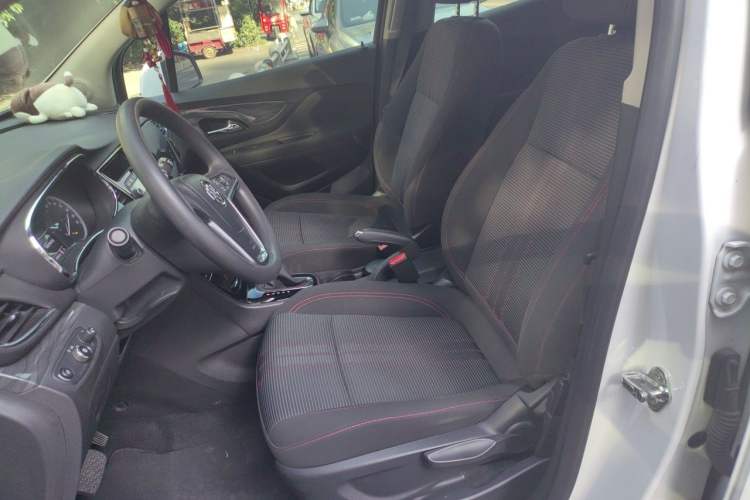 Used Buick Encore 2017 18T Automatic Two-Wheel Drive Urban Leading Model Left Front Seat