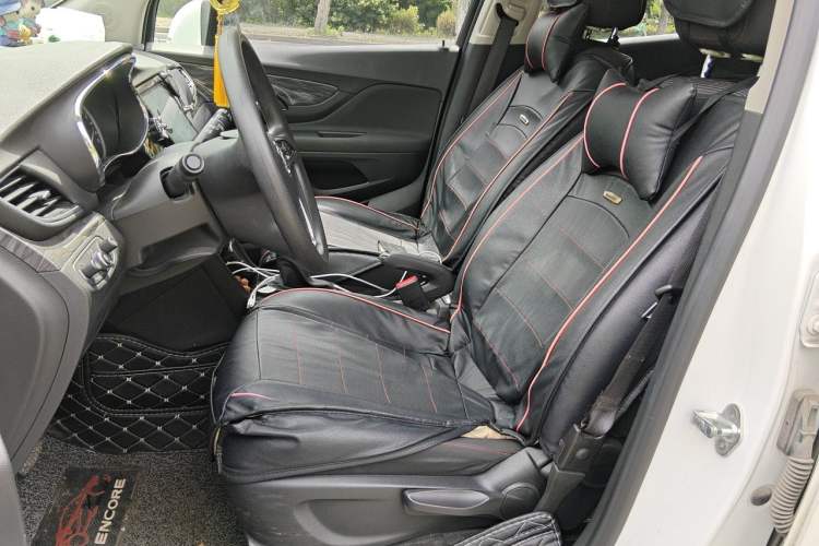 Used Buick Encore 2017 18T Automatic Two-Wheel Drive Urban Fashion Model Left Front Seat