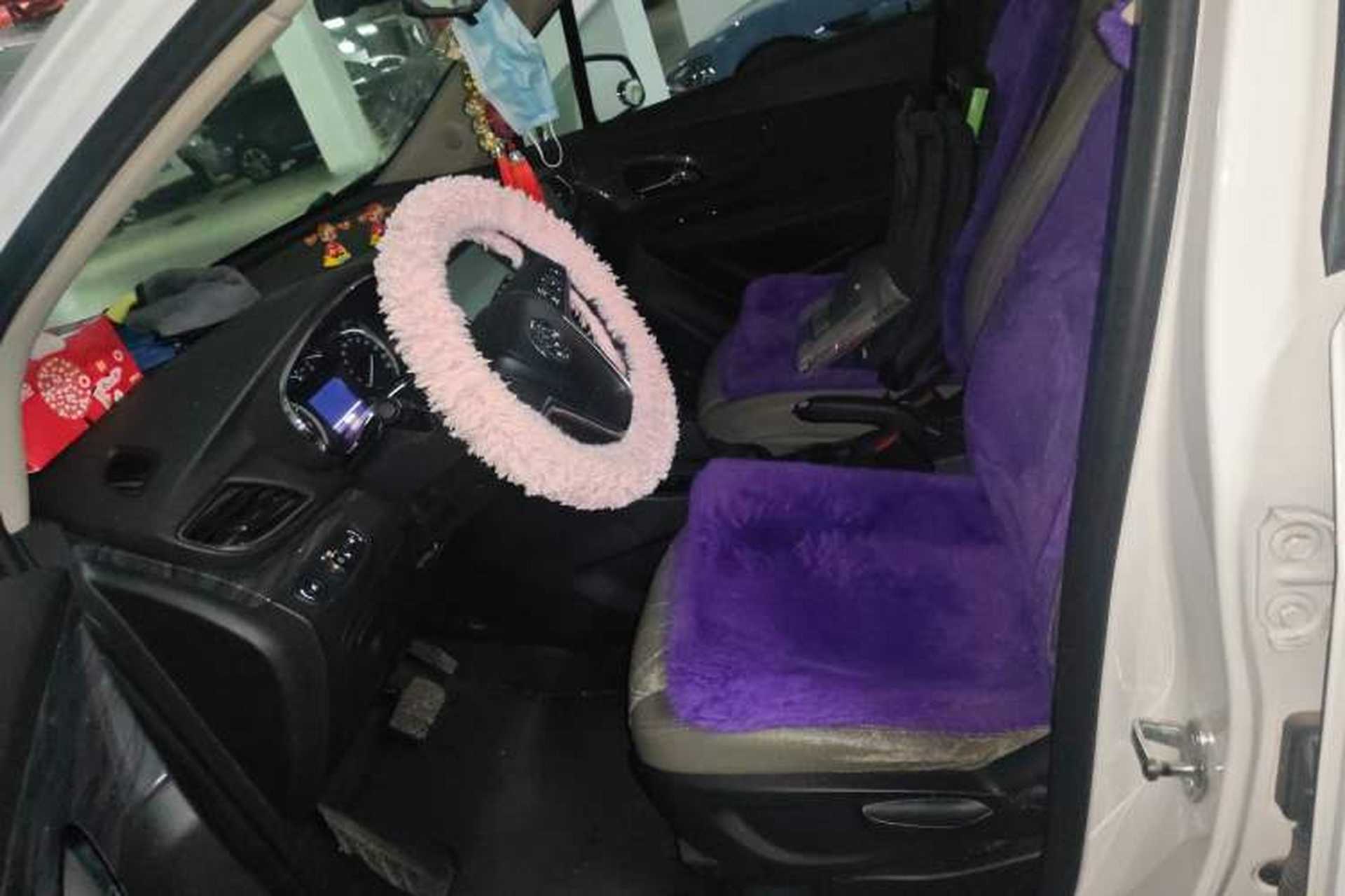 Used Buick Encore 2017 18T Automatic Two-Wheel Drive Urban Leading Model Left Front Seat