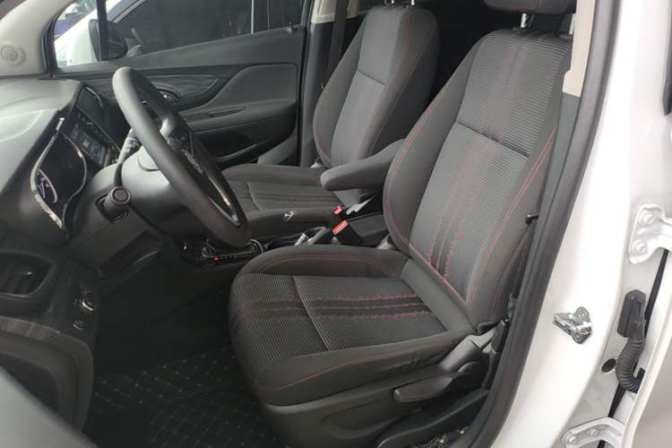 Used Buick Encore 2017 18T Automatic Two-Wheel Drive Urban Leading Model Left Front Seat