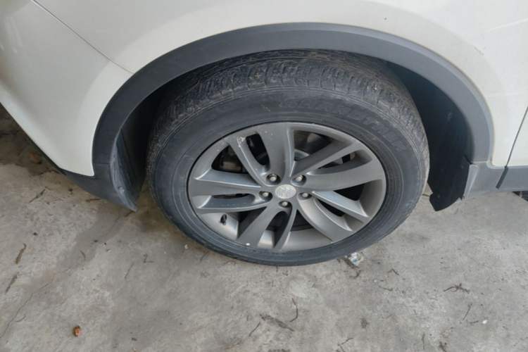 Used Buick Encore 2017 18T Automatic Two-Wheel Drive Urban Leading Model Left Front Wheel Hub