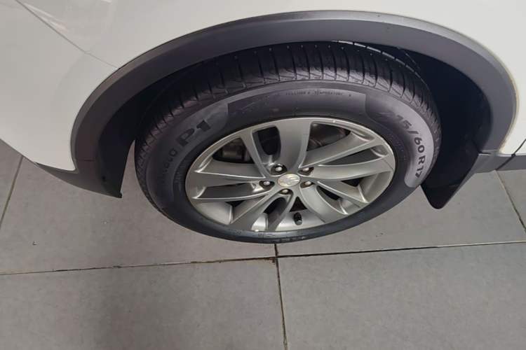Used Buick Encore 2017 18T Automatic Two-Wheel Drive Urban Leading Model Left Front Wheel Hub