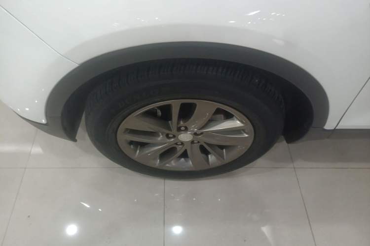 Used Buick Encore 2017 18T Automatic Two-Wheel Drive Urban Leading Model Left Front Wheel Hub