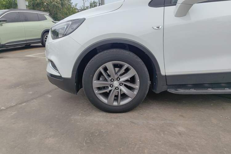 Used Buick Encore 2017 18T Automatic Two-Wheel Drive Urban Leading Model Left Front Wheel Hub