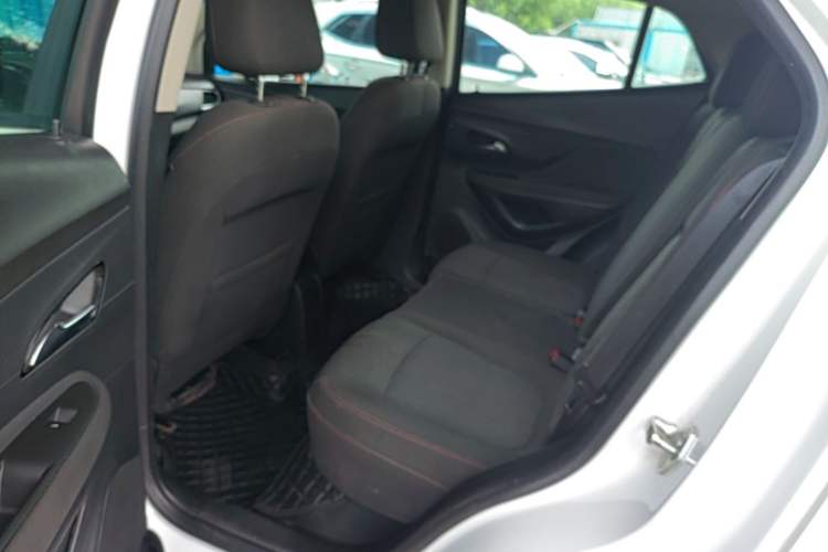 Used Buick Encore 2017 18T Automatic Two-Wheel Drive Urban Leading Model Left Rear Seat