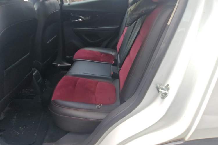 Used Buick Encore 2017 18T Automatic Two-Wheel Drive Urban Elite Model Left Rear Seat