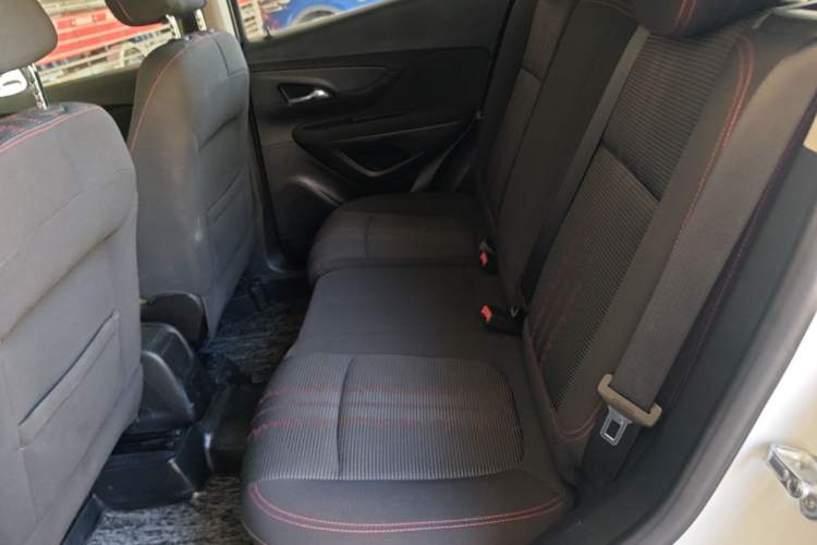 Used Buick Encore 2017 18T Automatic Two-Wheel Drive Urban Leading Model Left Rear Seat