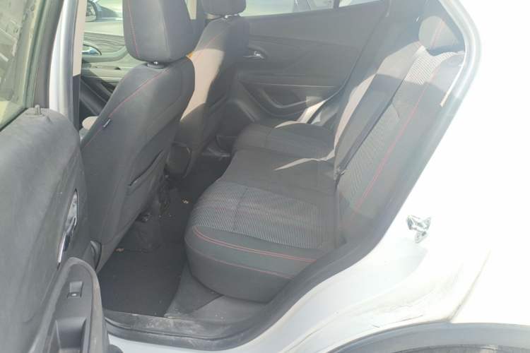 Used Buick Encore 2017 18T Automatic Two-Wheel Drive Urban Leading Model Left Rear Seat