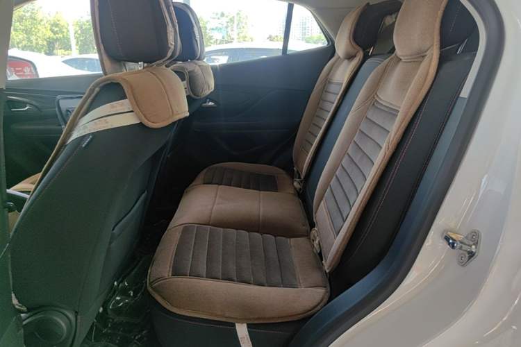 Used Buick Encore 2017 18T Automatic Two-Wheel Drive Urban Leading Model Left Rear Seat