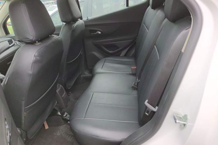 Used Buick Encore 2017 18T Automatic Two-Wheel Drive Urban Leading Model Left Rear Seat