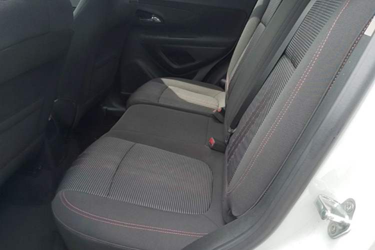 Used Buick Encore 2017 18T Automatic Two-Wheel Drive Urban Leading Model Left Rear Seat