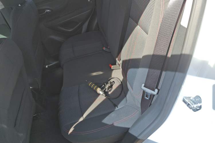 Used Buick Encore 2017 18T Automatic Two-Wheel Drive Urban Leading Model Left Rear Seat