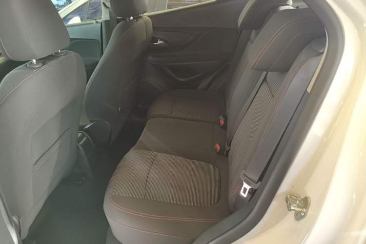 Used Buick Encore 2017 18T Automatic Two-Wheel Drive Urban Leading Model Left Rear Seat