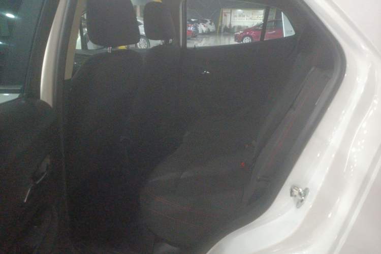 Used Buick Encore 2017 18T Automatic Two-Wheel Drive Urban Leading Model Left Rear Seat