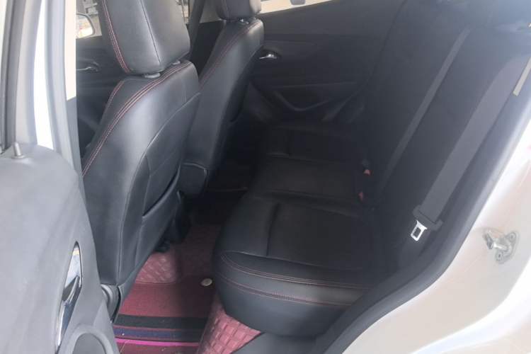 Used Buick Encore 2017 18T Automatic Two-Wheel Drive Urban Leading Model Left Rear Seat
