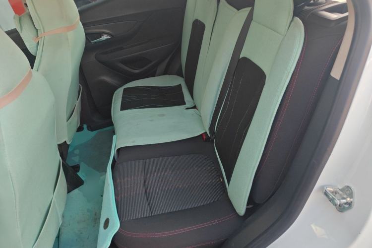 Used Buick Encore 2017 18T Automatic Two-Wheel Drive Urban Fashion Model Left Rear Seat