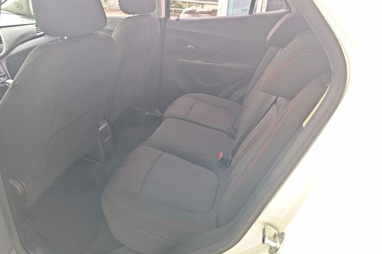 Used Buick Encore 2017 18T Automatic Two-Wheel Drive Urban Leading Model Left Rear Seat