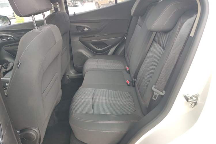 Used Buick Encore 2017 18T Automatic Two-Wheel Drive Urban Leading Model Left Rear Seat