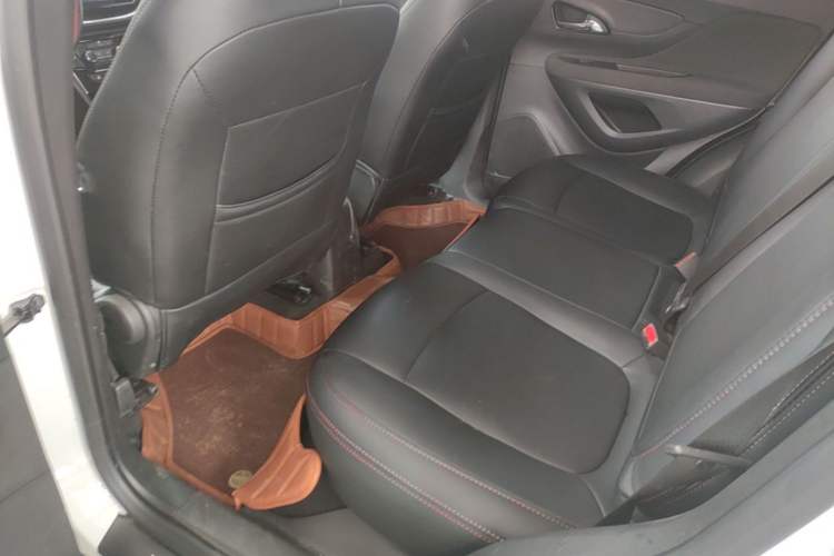 Used Buick Encore 2017 18T Automatic Two-Wheel Drive Urban Leading Model Left Rear Seat