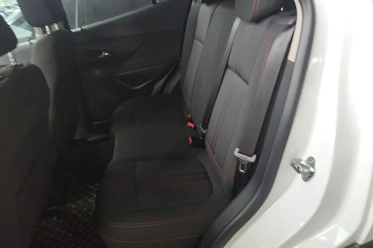 Used Buick Encore 2017 18T Automatic Two-Wheel Drive Urban Leading Model Left Rear Seat