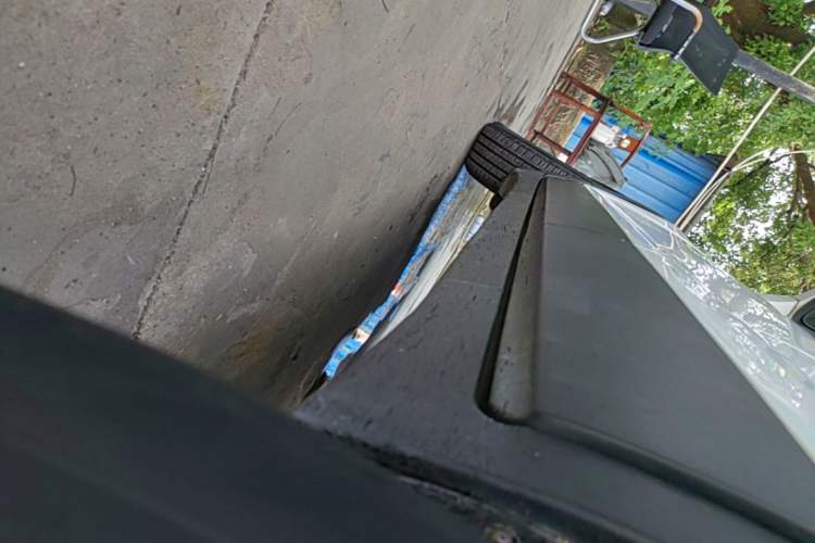 Used Buick Encore 2017 18T Automatic Two-Wheel Drive Urban Leading Model Left Side Sill