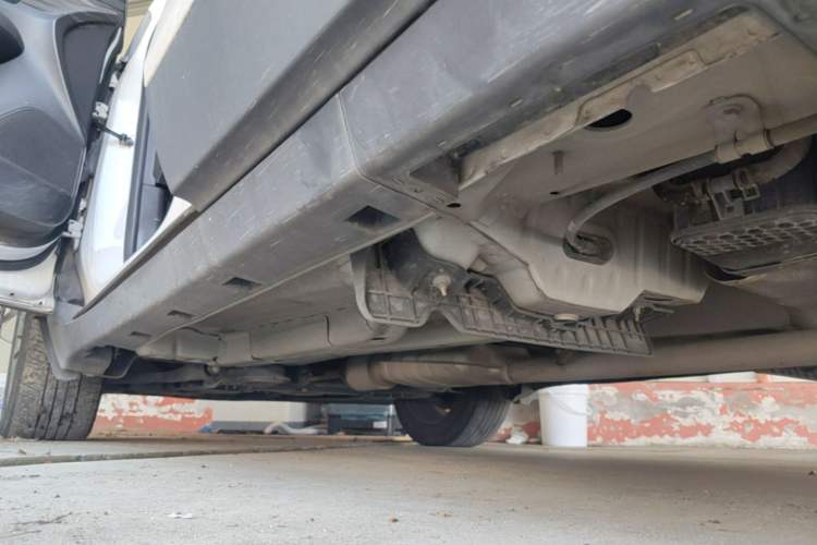 Used Buick Encore 2017 18T Automatic Two-Wheel Drive Urban Leading Model Left Side Sill
